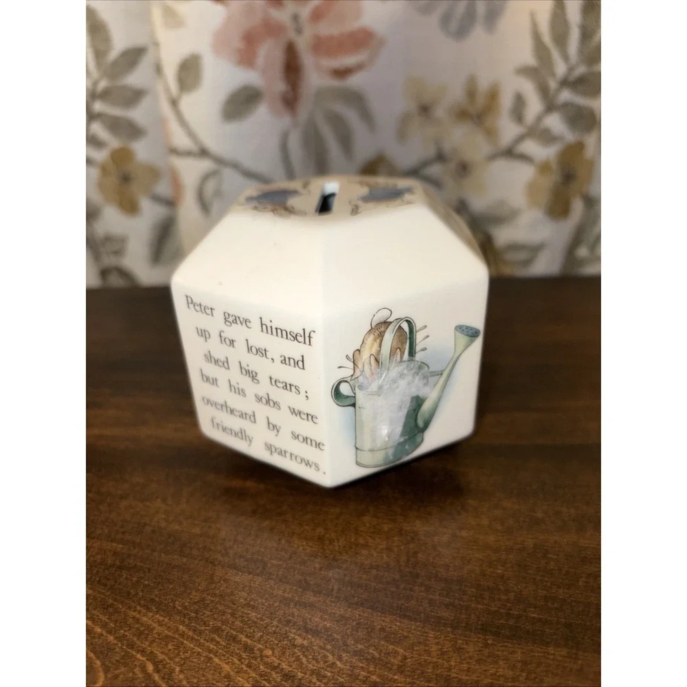 Wedgwood Beatrix Potter Peter Rabbit Bank Decorative Children /Baby Nursery Gift